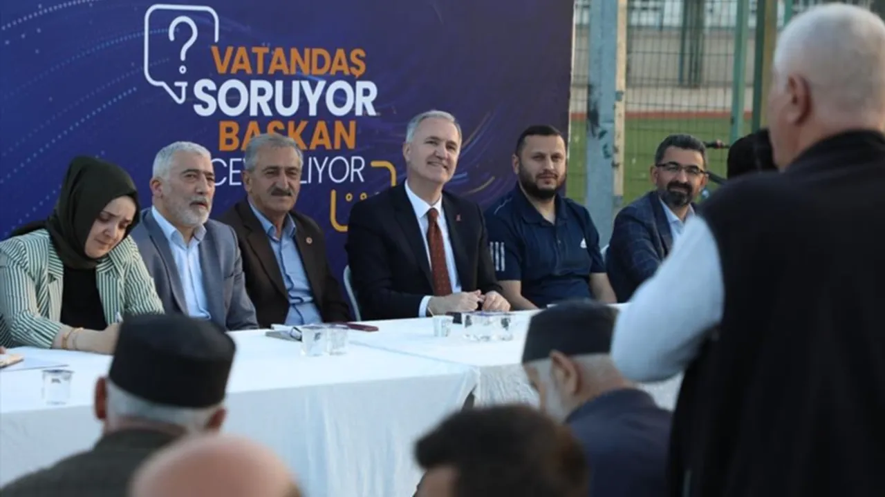 Bursa İnegöl’de mahalle buluşmaları yeniden başladı