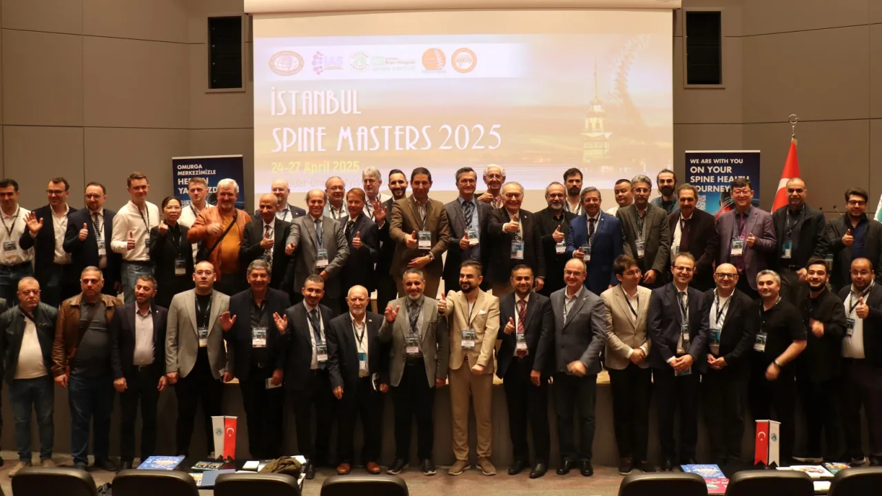 Dünyaca ünlü omurga uzmanları İstanbul’da buluştu