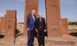 Erdoğan başkanlığındaki kabine toplantısı Ahlat’ta başladı