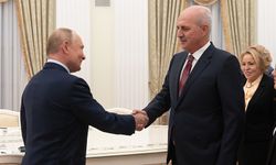 Rusya Devlet Başkanı Putin, TBMM Başkanı Kurtulmuş’u Kabul Etti