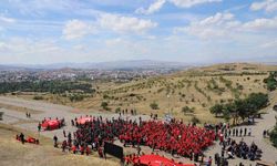 “Aşk-ı Vatan” ile okulla tanıştılar