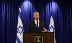 İsrailli politikacı Benny Gantz: "Netanyahu halka yalan söyledi, rehineleri evlerine geri getirmeyecek"