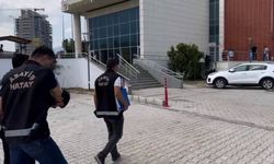 Kadını sopayla döverek öldüren şahıs, çaldığı ziynet eşyalarıyla birlikte yakalandı