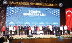 Genç Münazaracılar Ankara’da Birincilik İçin Yarıştı