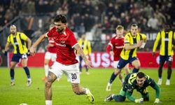 UEFA Avrupa Ligi: AZ Alkmaar: 3 - Fenerbahçe: 1 (Maç sonucu)