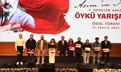 Öykü Yarışması Finalistleri Ödüllerini Aldı