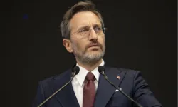 Biz, bütün arkadaşlarımızla birlikte hakikat mücadelemizi vermeye devam edeceğiz