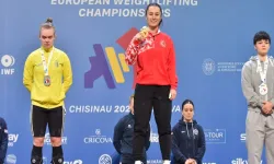Aysel Özkan'dan Avrupa Şampiyonası'nda Altın Madalya!