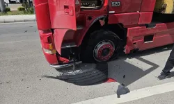 Antalya Kumluca'da trafikte korkutan patlama!