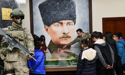 KKTC’de eğitim gören öğrenciler, kışlalarımızda misafir edildi
