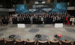 "Sınırlarla Yüzleşmek: Beceriler ve Değerler" başlıklı konferans