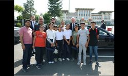 Cumhurbaşkanı Erdoğan, Adıyaman’dan gelen çocuklarla görüştü