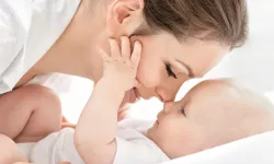 Anne bebek bağı bebeğin dünyasını şekillendiriyor