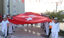 Kocaeli Çayırova’nın özel askerlerine kına gecesi