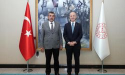 Yusuf Tekin, Erol Özvar'ı makamında kabul etti