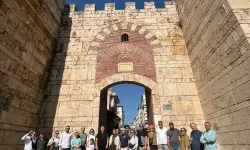 Gençler, "Kadim Şehirler" rotasında medeniyetimizi keşfe devam ediyor