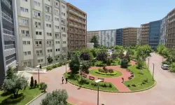 En uzun gecede de ışıklarımız gençler için yanıyor!