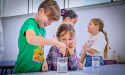 Öğrenmeyi keyifli hâle getirdikleri ortamlar oluşturuyoruz