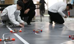 Otonom Robotla Avrupa Üçüncüsü Olan Meslek Liseliler, Gözünü Zirveye Dikti