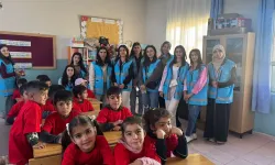 Büyük ve Güçlü Türkiyenin yarınları çocuklarımızın bir tebessümünün gönüllüsüyüz.