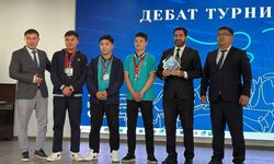 Dört dilde benzersiz bir münazara turnuvası gerçekleştirdi!