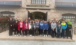 İmalât-ı Harbiye Müzemizi ziyaret eden öğrencilerimiz;