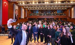 30 Altı Gençlik Zirvesi Sanat Öğrencilerini Bir Araya Getirdi