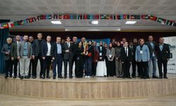 Uludağ Debate Summit 2026 İngilizce Parlamenter Sistem Münazara Turnuvası Bursa'da Tamamlandı