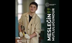 Kendi ayakları üzerinde duranların yüzü hep güler