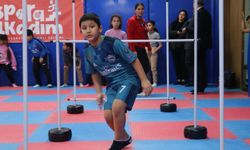 Depremzede İlkokul Öğrencileri, Farklı Spor Dallarıyla Tanışıyor