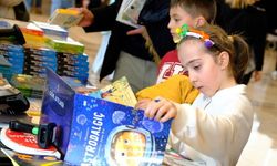 Bilimseverlerin ilgisini çekecek kitaplar ve özel ürünler