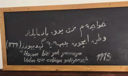 “Belki yok yazılacağız yoklama defterine ama siz, var yazın olur mu kalplerinizde? Vatan sağ olsun!”