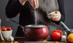 İftarda yemeklerinizin tuzu tam ayarında mı? Peki bunun hakkını verdiniz mi?