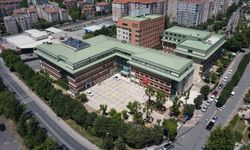 English Cafe uygulaması olan okul