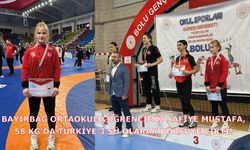 Bayırbağ Ortaokulu öğrencimiz Safiye Mustafa, 58 kg’da Türkiye 3.sü olarak kürsüye çıktı!