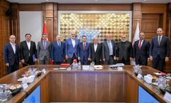 Filistin’e Destek Platformu Akın Gürlek’i ziyaret etti