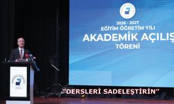 Özvar'dan üniversitelere müfredat çağrısı: “Dersleri sadeleştirin”
