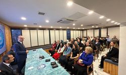 İhlas ve fedakarlıkla sendikal mücadelemize emek veren yol arkadaşlarıma teşekkür ediyorum