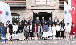 "KAHRAMANIM MEHMETÇİK VE VATAN" KONULU RESİM YARIŞMASINDA DERECEYE GİRENLER ÖDÜLLERİNİ ALDI