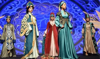 Gambiya'da "Düğünümüz Var Defilesi"