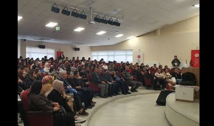 Rize’de Gençlerle Dijital Güvenlik ve Teyit Kültürü Programı düzenlendi