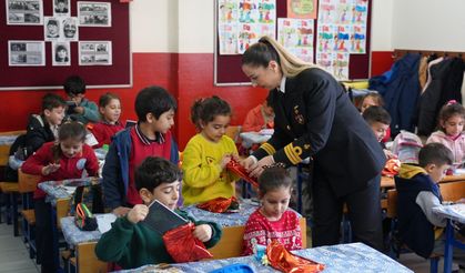 İlk Mektubum Mehmetçiğe