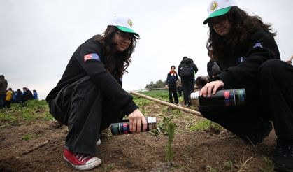 Meslek Liseliler, Yurt Dışı Gezilerindeki Karbon Ayak İzini Fidan Dikerek Küçültüyor