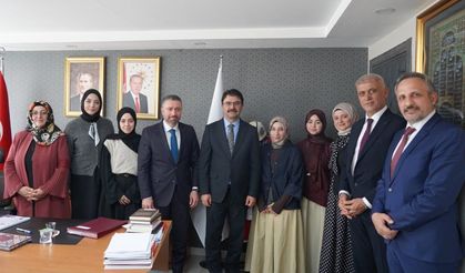 Dünya İkincisi İmam Hatiplilerden Bakanlığa ziyaret