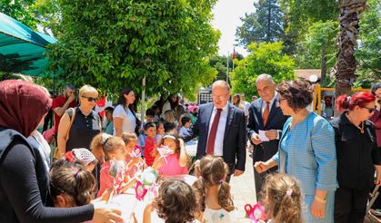 Minik Eller Toprağa Dokundu, Şifalı Bitkiler Çaya Dönüştü