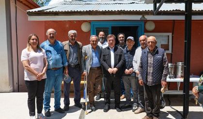 İşte elli sekiz yıl önce o sınıflarda ilk harfi heceleyenler