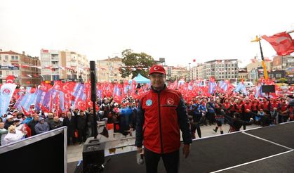 Eğitim çalışanlarımız umudunuzu kaybetmeyin.