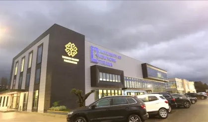 Arnavutluk’un En Eski Özel Üniversitesi Küresel Bir Marka Oldu