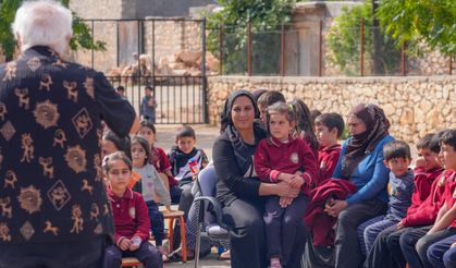Diyarbakır'da Çocuklar ve Aileleri, Ekran Bağımlılığından Masallarla Korunacak