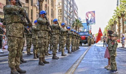 Aynı selamda, aynı bayrakta, aynı gururda buluşuyoruz! Yaşasın Cumhuriyet!